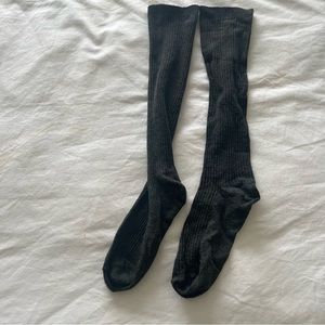 ARDENE - LONG DARK GREY SOCKS
